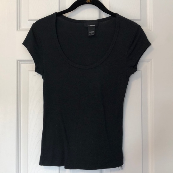 Express Tops - Super soft classic back T-shirt.